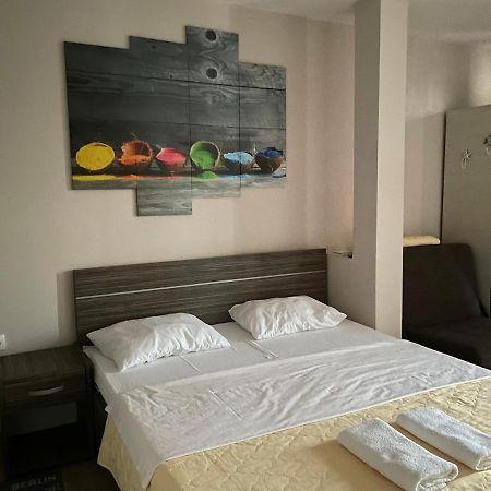 Apartments Lati Ulcinj Exteriör bild